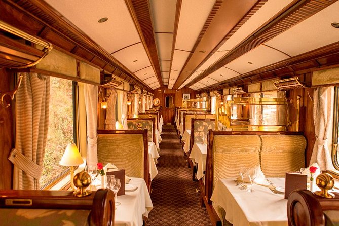 Hiram Bingham Round Trip Luxury Train to Machu Picchu - The three-course lunch through the Andes