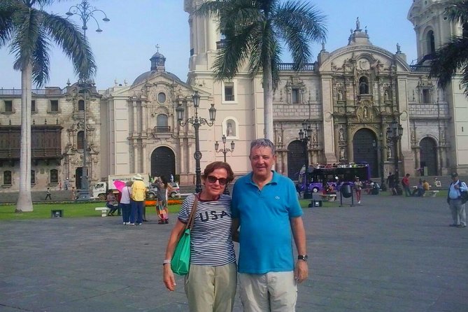 Historic Downtown, Miraflores & Catacombs Private Tour - Three Limas in four hours