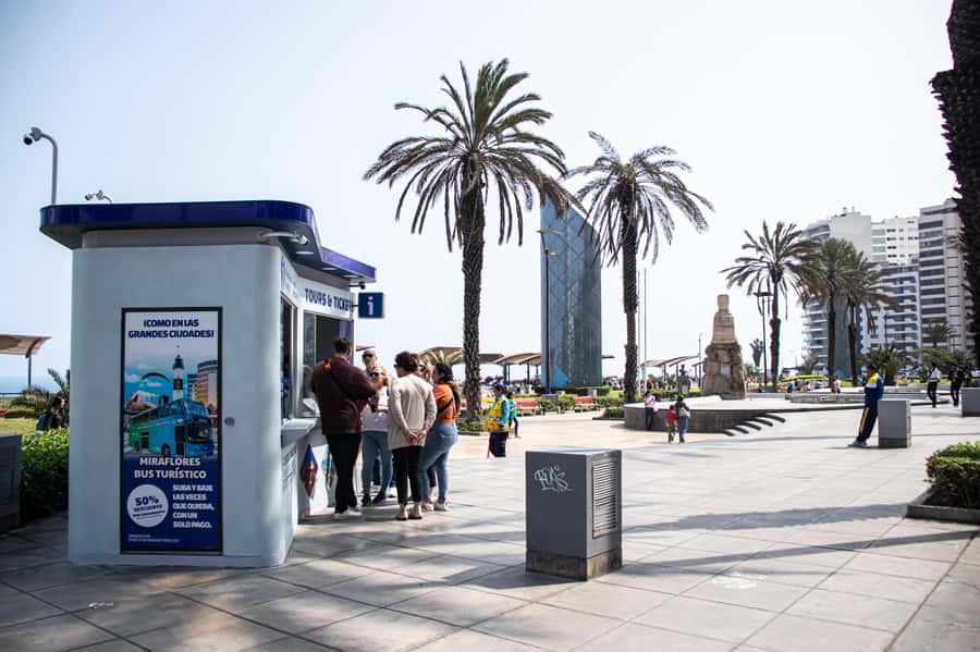 Hop on - Hop Bus in Miraflores - Key points to know before you go