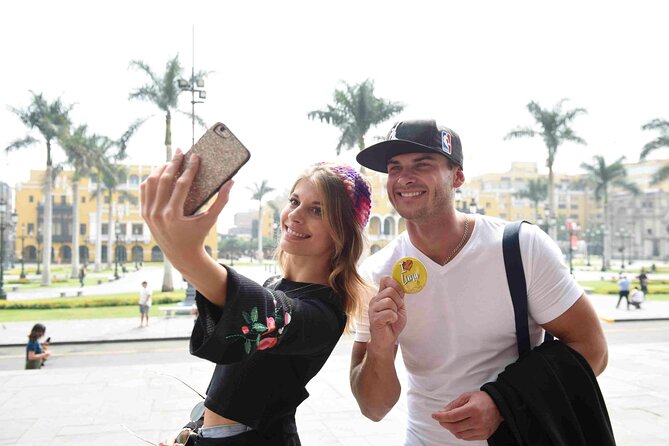 Hop-On Hop-Off Tourist Bus in Lima – Tickets 24h, 48h or 72h - Miraflores parks, cats, crafts, and cafes