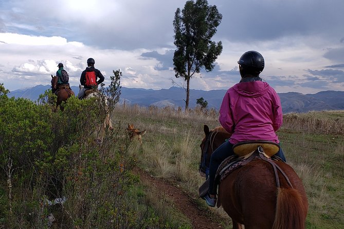 Horseback Riding thru the Mountains of Cusco - Devil’s Balcony and the natural side of the ride
