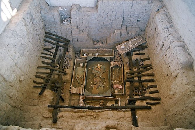 Huaca Rajada Tomb of the Lord Of Sipan & Site Museum - What the private format changes