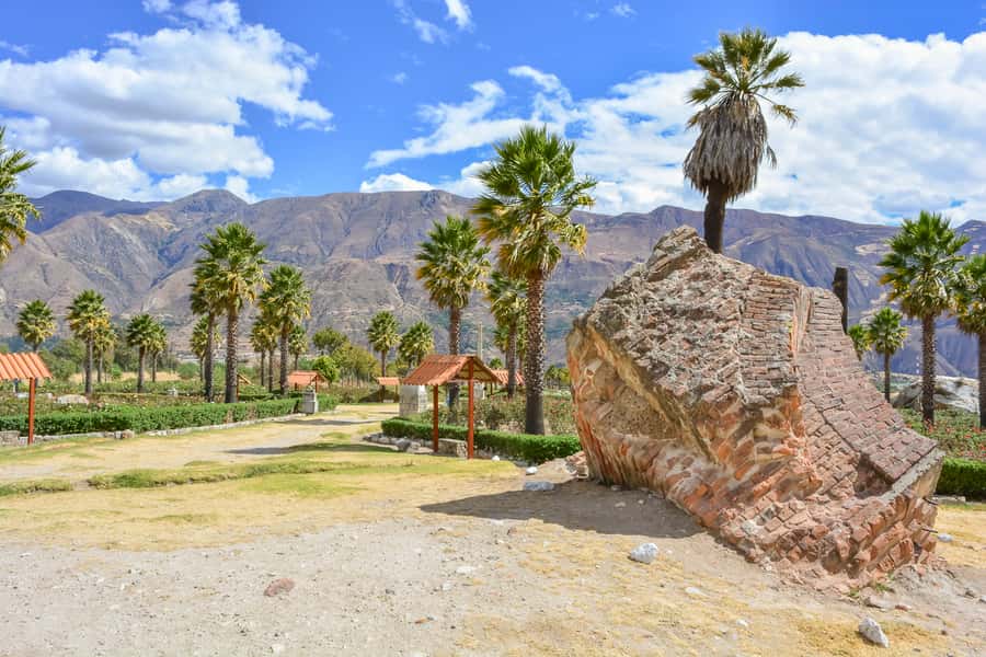 Huaraz: Full-day Tour to Lake Parón with Optional Lunch - What to Pack for a High Mountain Day