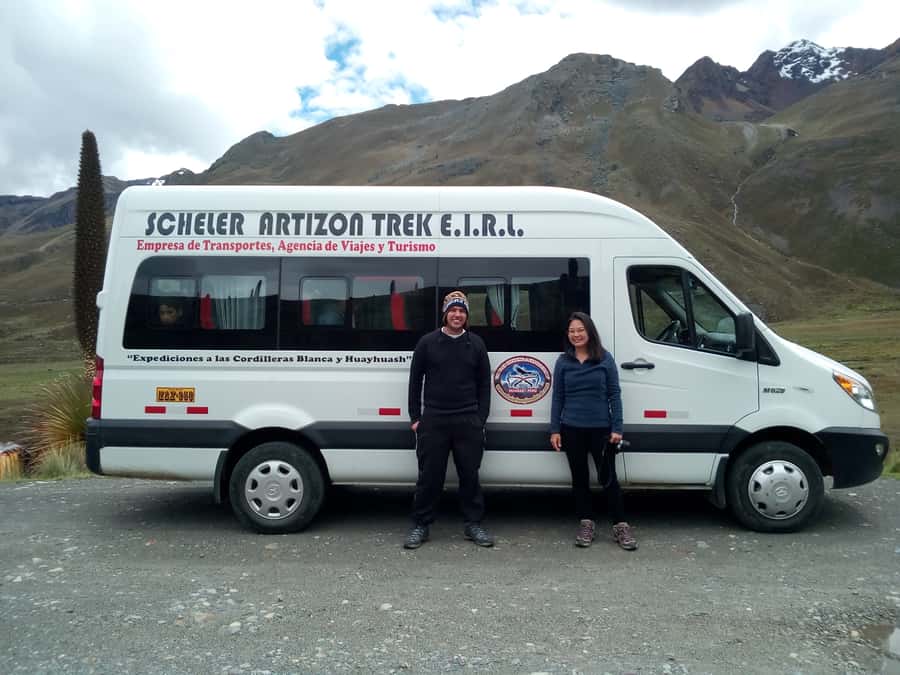Huaraz: Pastoruri Glacier Day Trip - The 40 to 60 minute walk to Pastoruri Glacier