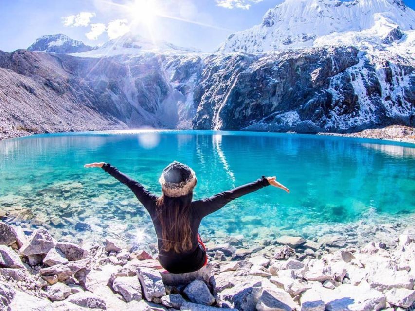 Huaraz: Visit to Laguna 69 - Who will enjoy this day most?
