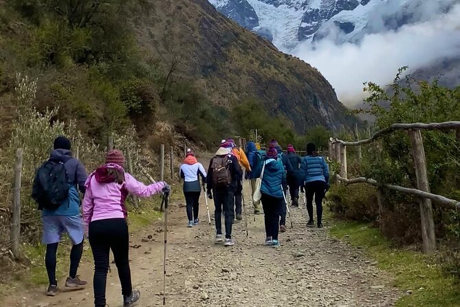Humantay Lagoon Day Tour from Cusco - The descent and the optional horse rental