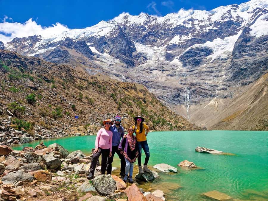 Humantay Lake – Tour with Guide, Breakfast & Lunch - Breakfast in Mollepata after the first drive
