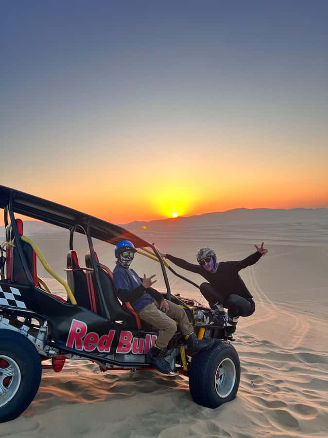 Ica/Huacachina: Crazy buggy in the dunes at sunset + sand sled - Key points before you book