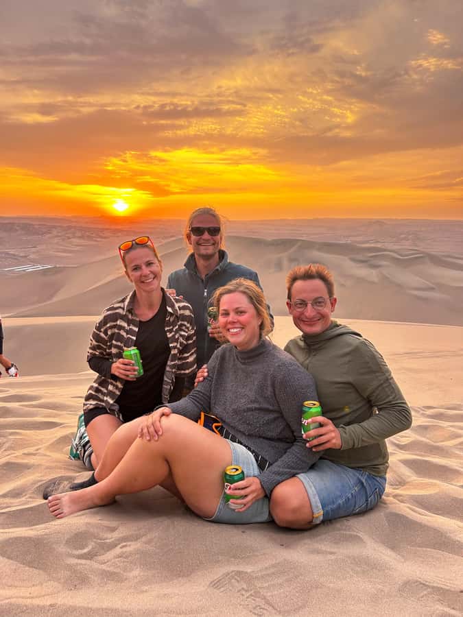 Ica/Huacachina: Crazy buggy in the dunes at sunset + sand sled - Timing and the pace of the outing