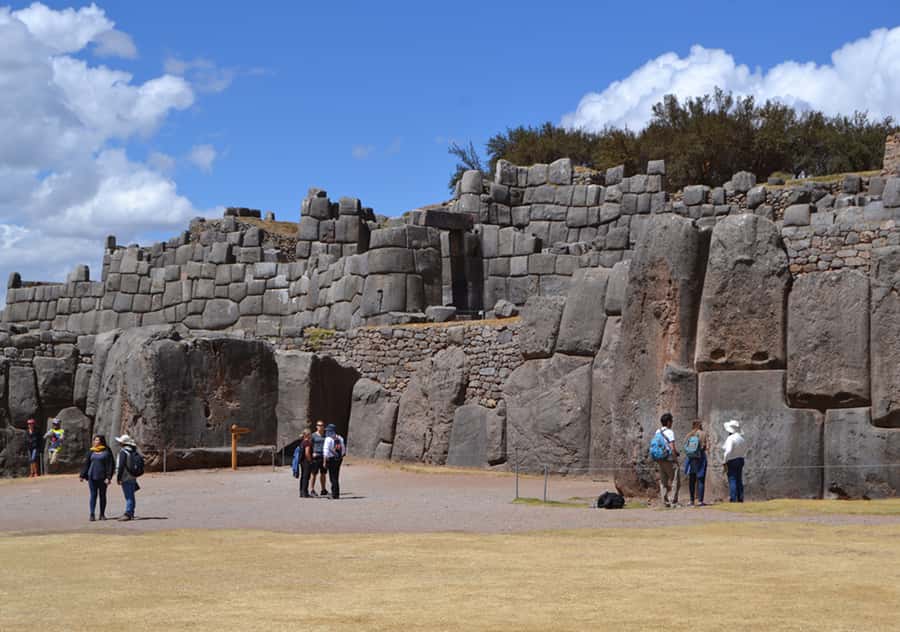 In Cusco: Saqsaywaman, Qenqo, Pukapukara, Tambomachay. - Key points to know before you book