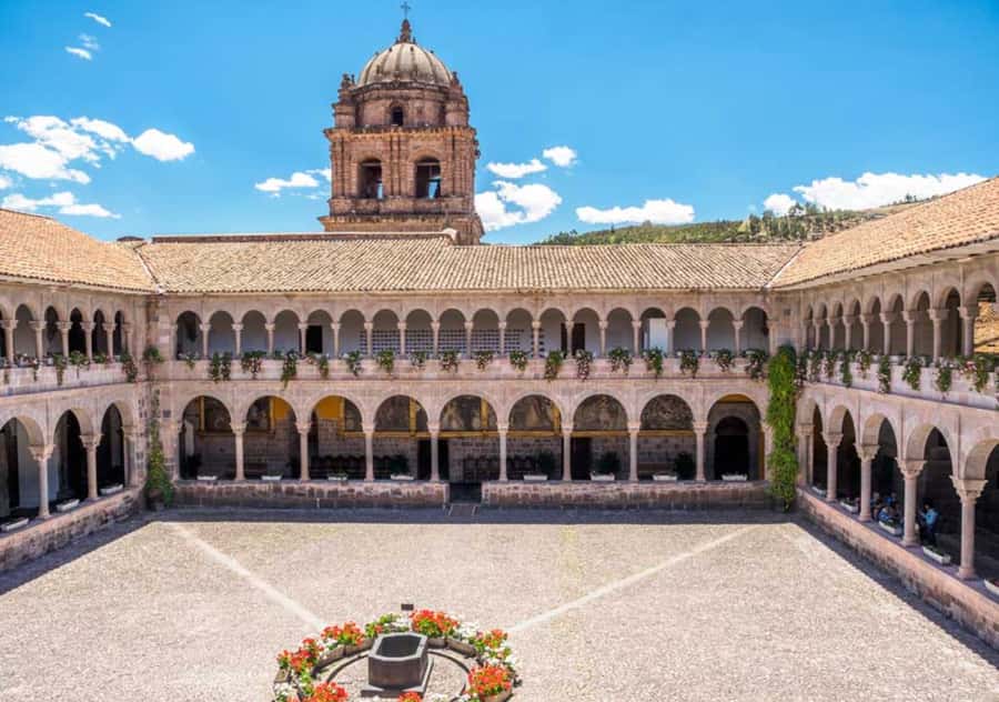 In Cusco: Saqsaywaman, Qenqo, Pukapukara, Tambomachay. - What this Cusco city tour actually covers