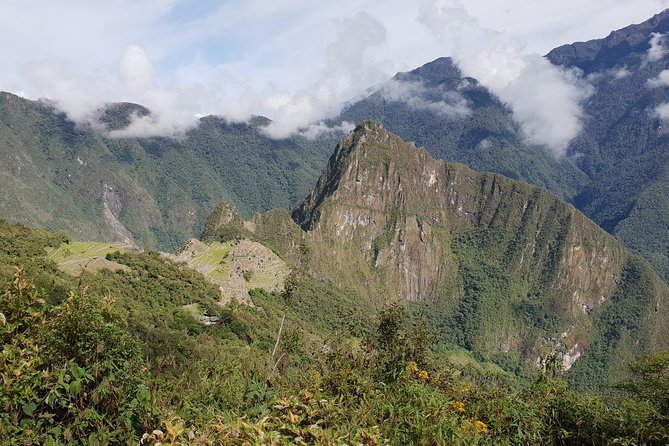 Inca Jungle Tour to Machu Picchu 4D - 3N Standard - Guides and group size matter here