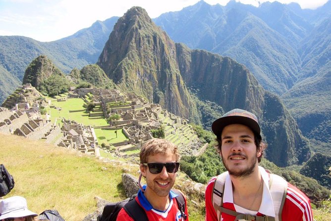 Inka Jungle Trek To Machu Picchu 4 Days, 3 Nights - Day 4: Entering Machu Picchu before breakfast crowds
