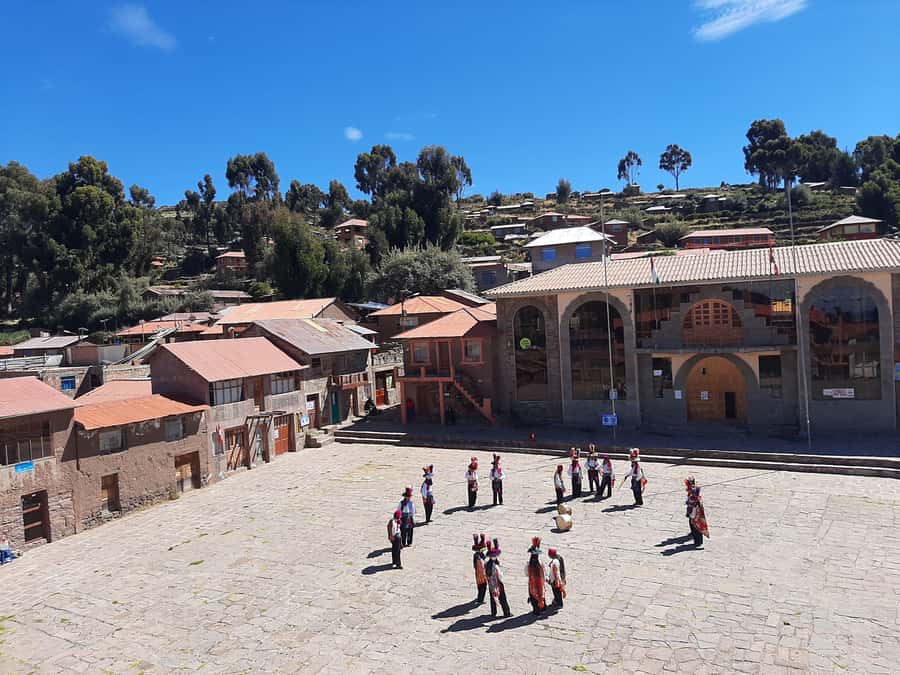LAKE TITICACA 2-DAY EXCURSION: UROS AMANTANI AND TAQUILE + 3 MEALS - Pachatata and sunset views above the lake