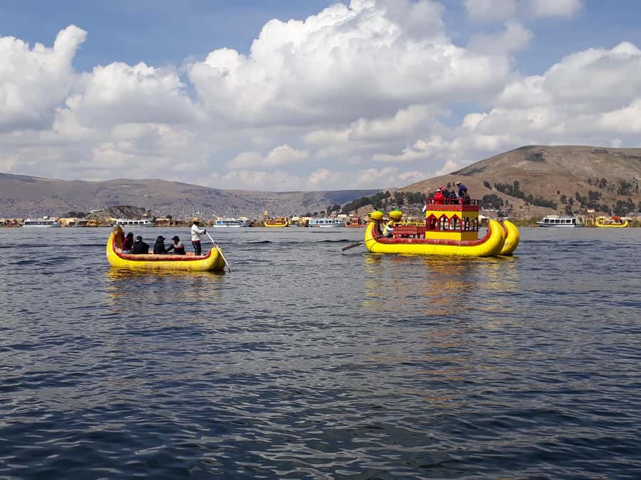 LAKE TITICACA 2-DAY EXCURSION: UROS AMANTANI AND TAQUILE + 3 MEALS - The evening fiesta with your host family