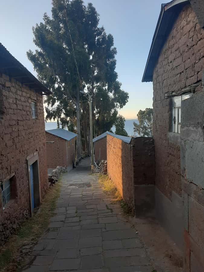 LAKE TITICACA 2-DAY EXCURSION: UROS AMANTANI AND TAQUILE + 3 MEALS - Morning on Amantani and the route to Taquile