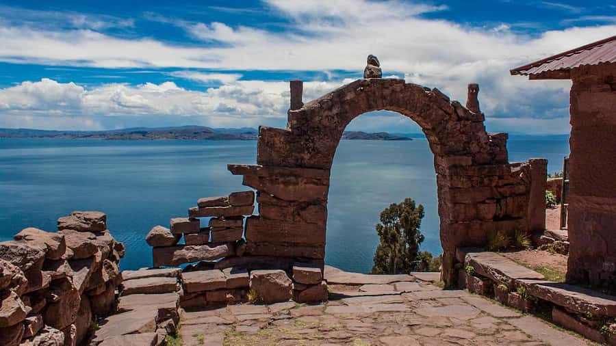 Lake Titicaca 2-Day Tour to Uros, Amantani and Taquile - Comfort, packing, and weather