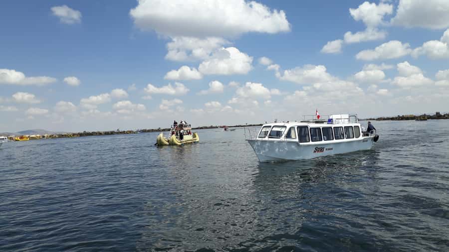 Lake Titicaca, Peru: Guided Tour to the Uros and Amantani Islands with Lunch - Crossing to Amantani Island