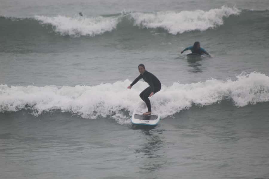 Lima: 2-Hour Surf Lesson in Miraflores - What the instructors add to the experience