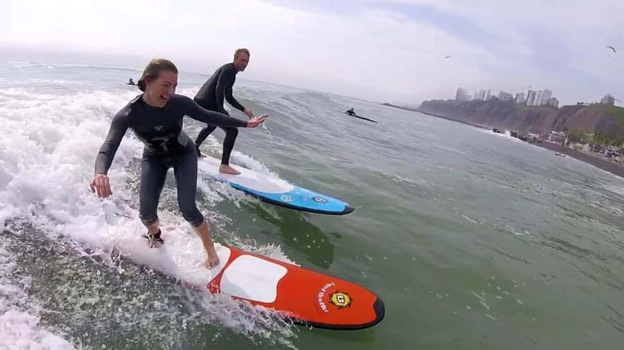 Lima: 2-Hour Surf Lesson in Miraflores - How the small group affects your lesson