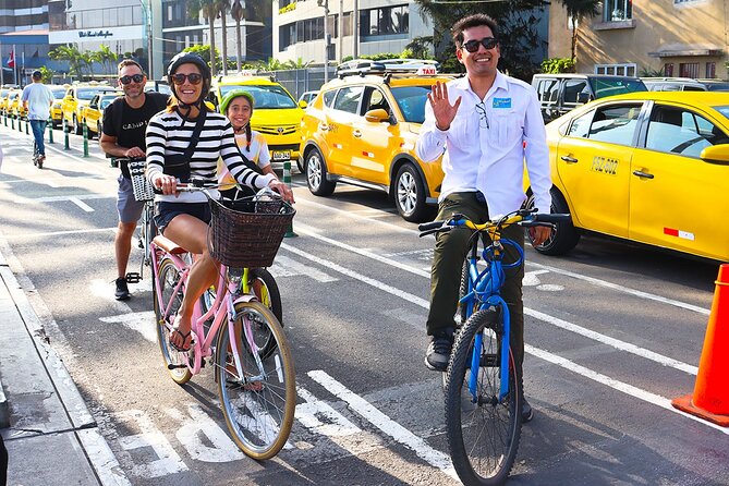 Lima Bike Tour in Miraflores & Barranco - Shared small group - Ice cream and a welcome rest in Barranco