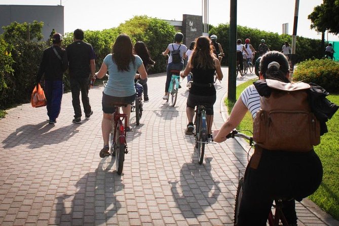 Lima Bike Tour Miraflores - Barranco + Huaca Pucllana! - Barranco and the Bridge of Sighs