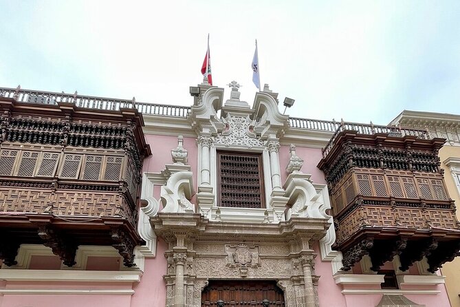 Lima City, Central Market & Catacombs Tour (Pick-up & Drop Off) - Central Market in 20 minutes