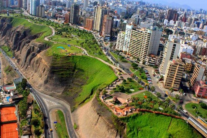 Lima Coastal Bike Tour to Morro Solar & Jesus Statue Viewpoint - Riding the Miraflores cliffs above the Pacific