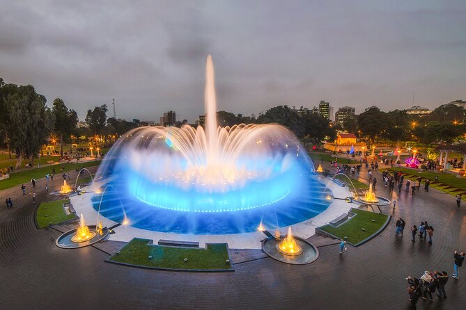 Lima Evening Tour: Magic Water Circuit & Fountain Show - Thirty minutes of free time