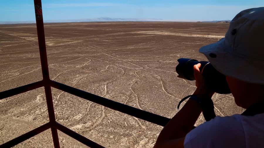 LIMA|| FullDay excursion to the Nazca Lines+Huacachina Oasis - The 1 a.m. Start from Miraflores