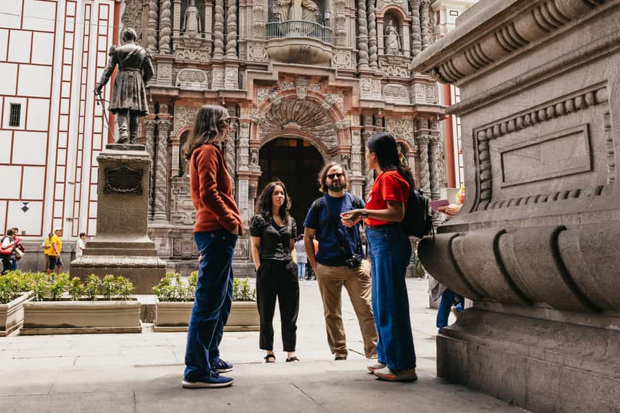 Lima: Historic Center Street Food, Market, and Eateries Tour - Mercado Central: produce, spices, and local shopping life