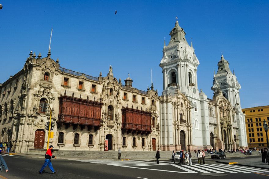 Lima: Historic Downtown, Miraflores & Catacombs Private Tour - What $75 buys you