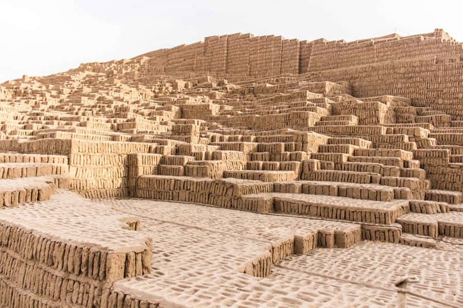 Lima: Incredible City tour half day - From Huaca Pucallana to the Olivar Forest