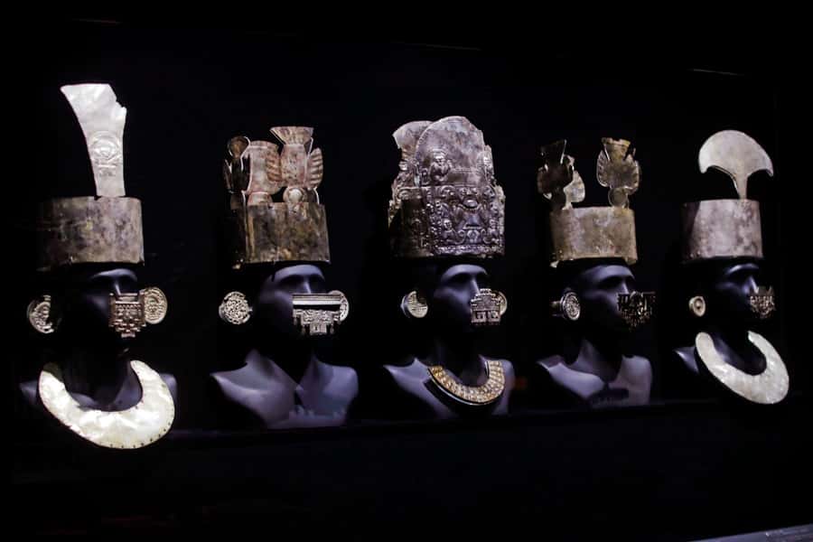 Lima: Larco Museum Entry Ticket - Moche pottery, where ancient life gets personal