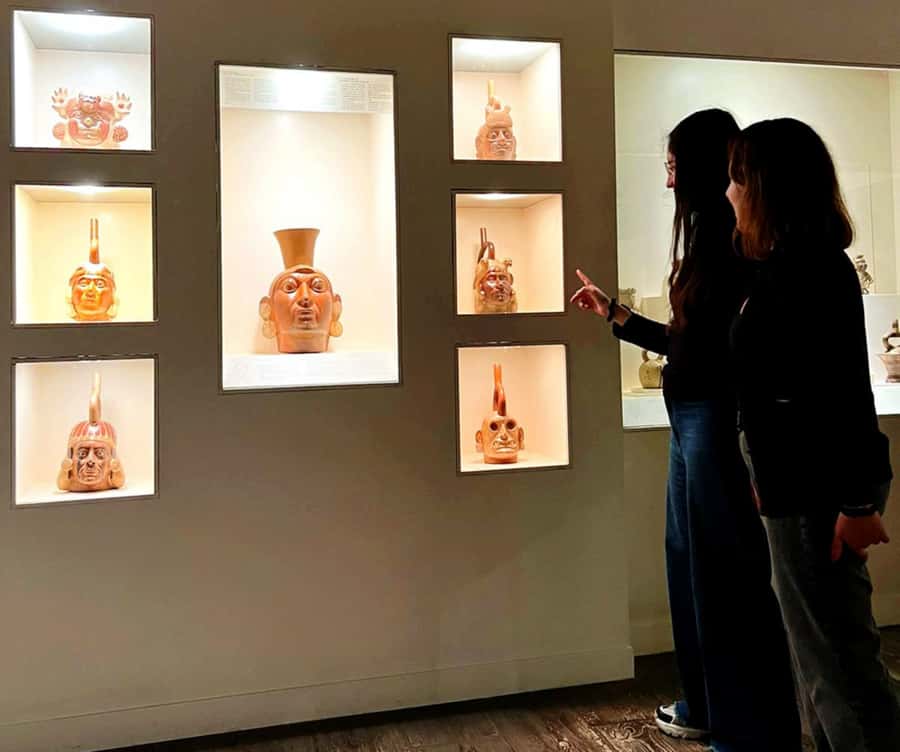 Lima: Larco Museum Entry Ticket & Guided Tour with Pickup - Two hours inside the museum requires attention