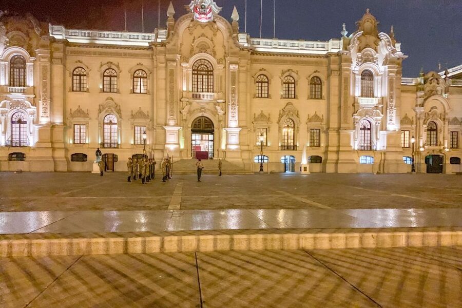 Lima: Lights, Pisco, and Fun Night Tour and Pisco Tasting - Timing, traffic, and the four-hour limit
