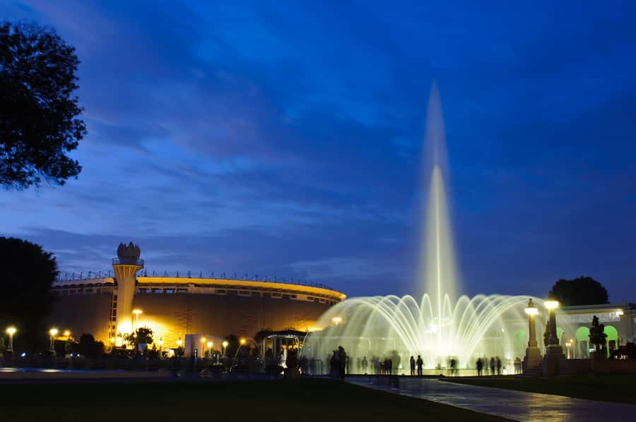 Lima: Magic Water Circuit with Dinner - The guides and the value of a guided evening