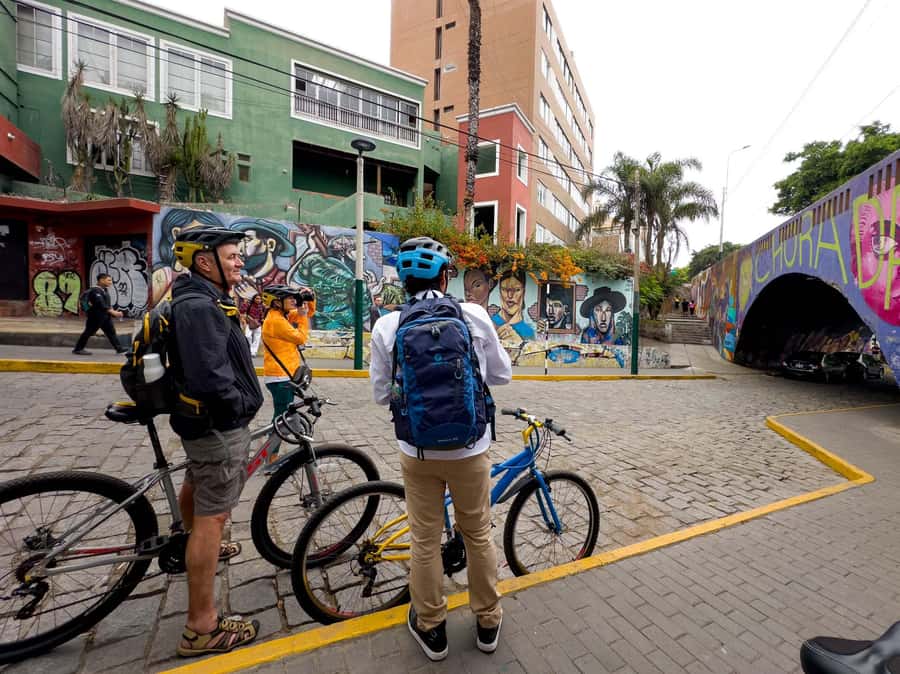 Lima: Miraflores & Barranco Guided Bike Tour - Bicentennial Park and the La Paz Bridge