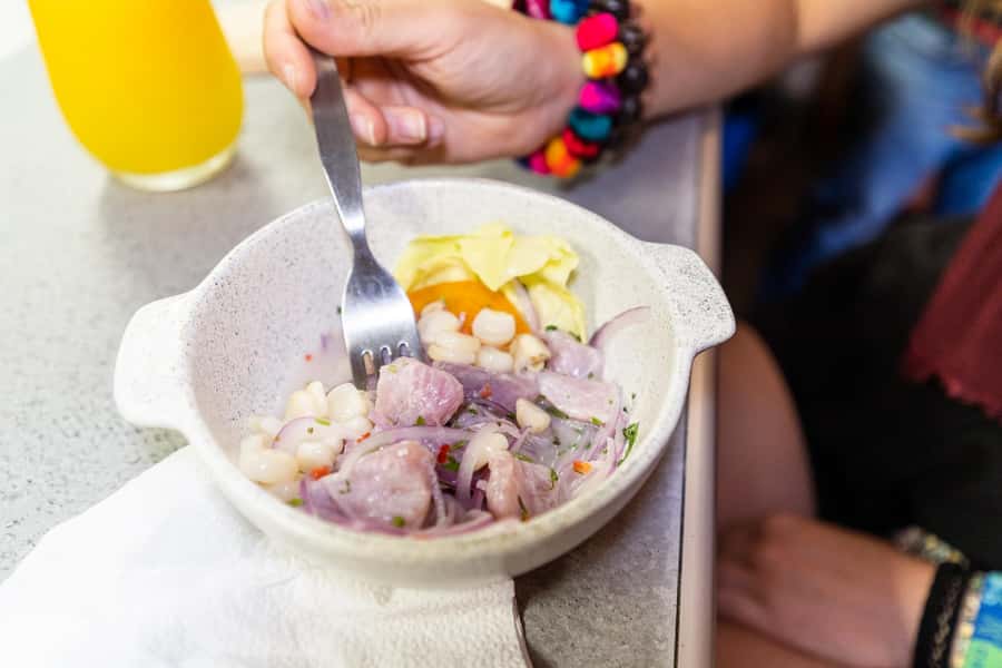 Lima: Miraflores Trending Flavors Half-Day Walking Tour - Sweet flavors at Tortas Lucas