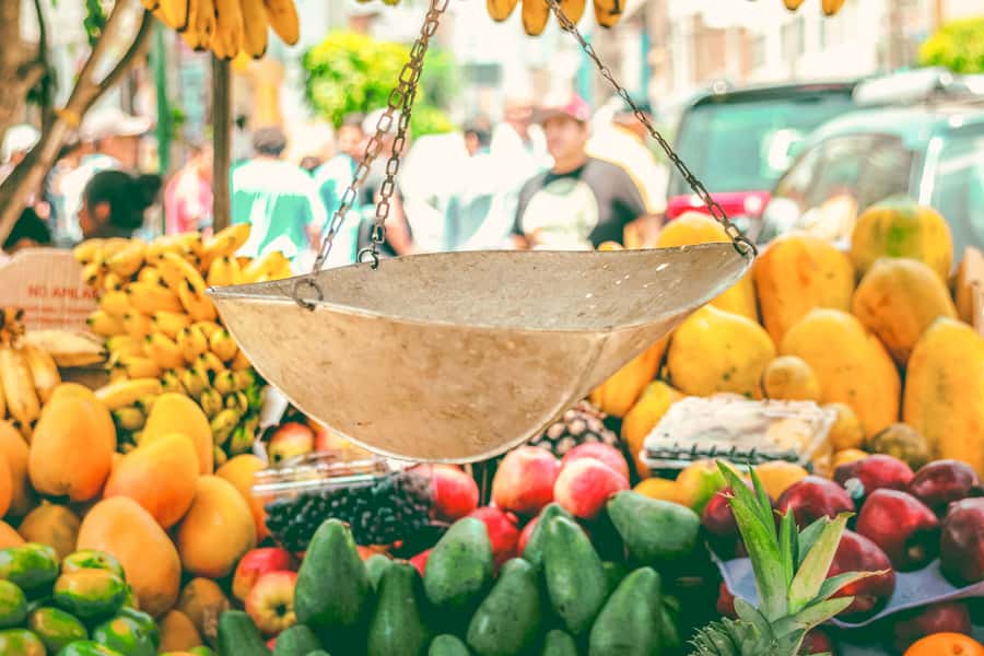 Lima: Miraflores Trending Flavors Half-Day Walking Tour - Ceviche and pisco at Maraparte
