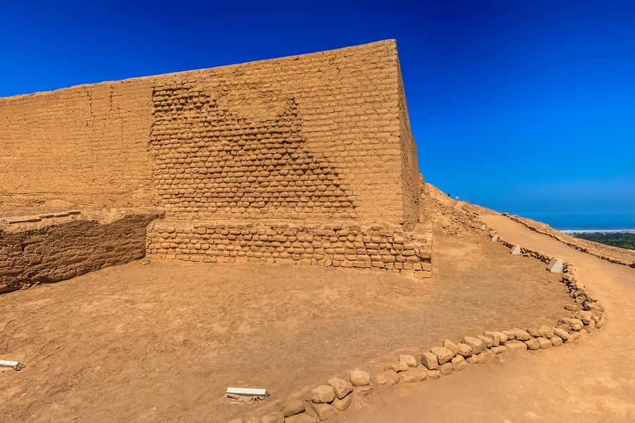 Lima: Pachacamac Inca Archaeological Complex Tour - The museum sets up the ruins
