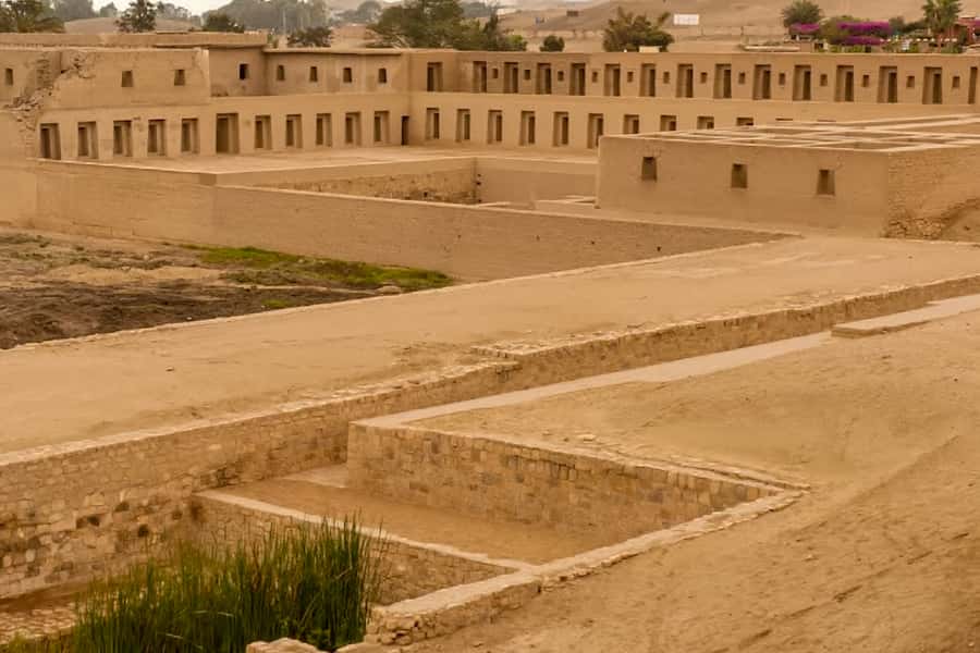 Lima: Pachacamac Ruins & Barranco Half-Day Guided Tour - Who should choose this half-day outing
