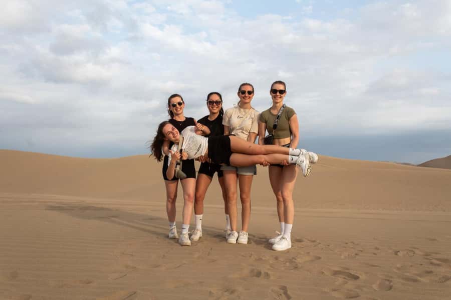 Lima: Paracas and the Huacachina Oasis Guided Day Tour - A short look at Paracas