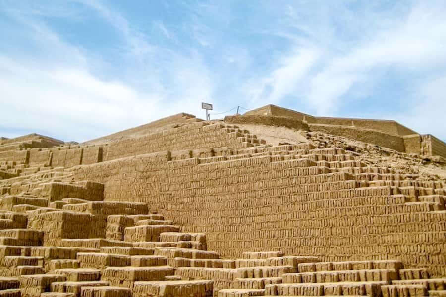 Lima: Private Classic City Tour - San Francisco Convent and the underground catacombs