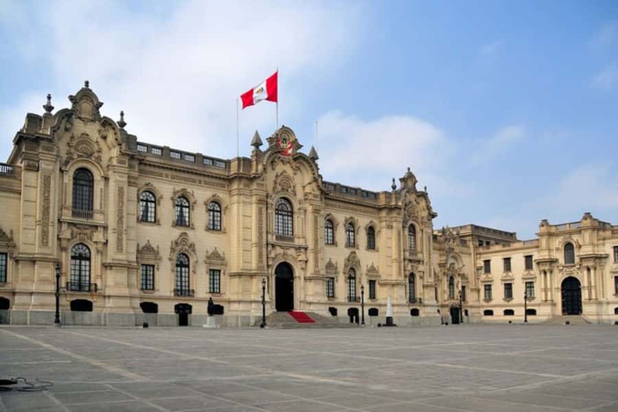 Lima: Private Custom Walking Tour With A Local Guide - Key points to know before booking