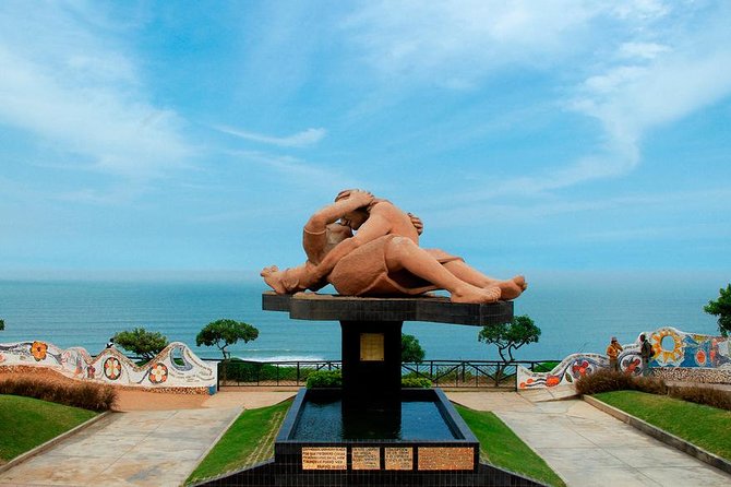 Lima's Vibrant Heritage: Exploring the City's Landmarks Half-day - Transport, traffic, and the pace of three and a half hours