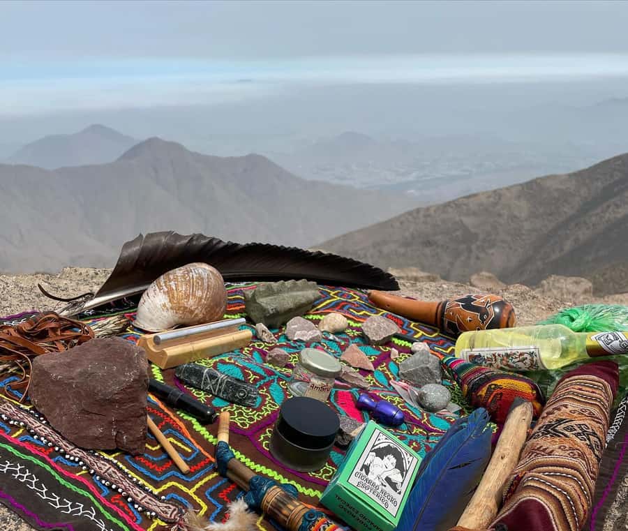 Lima: Spiritual Healing with Xanga - The Smokeable Ayahuasca - Meeting Paul in Lima