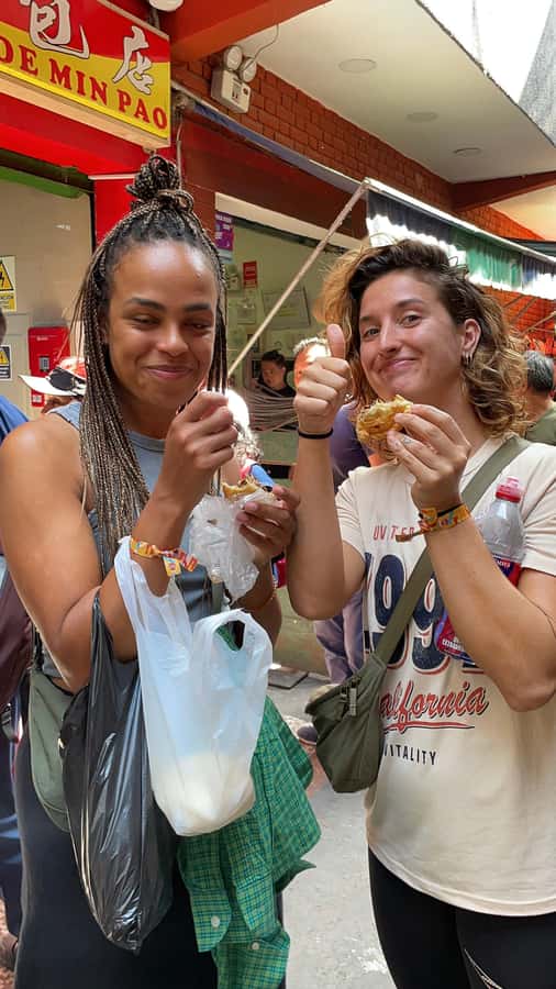 Lima Street Food: A gastronomic adventure through the city. - Markets, fruit, and the first taste of Lima