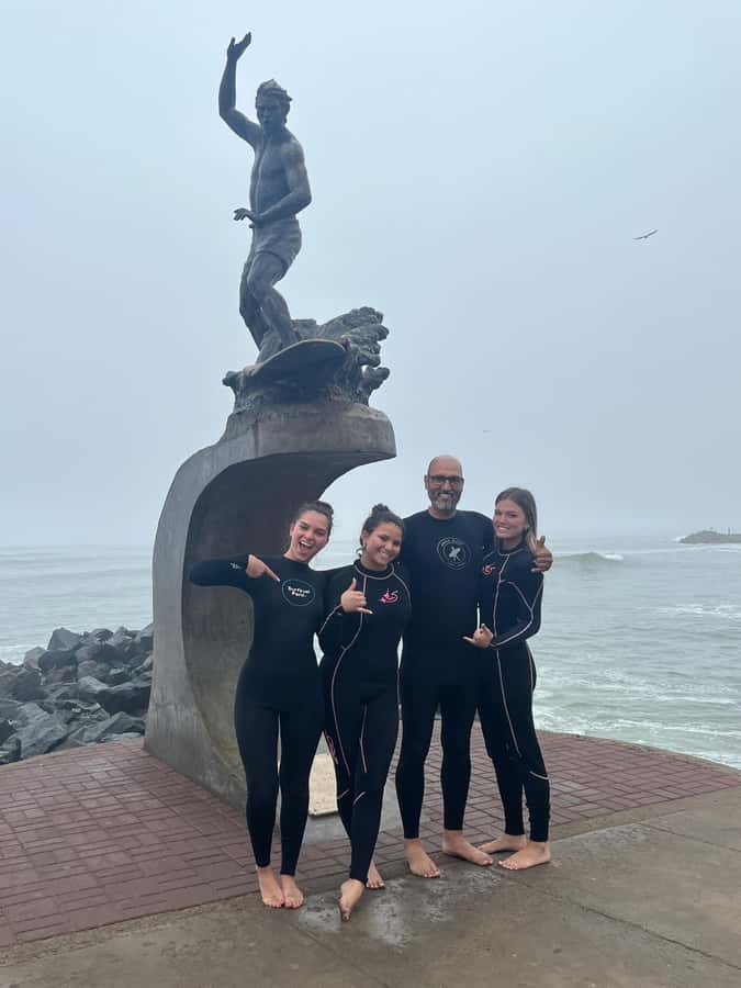 Lima: Surf Like a Pro at Makaha Beach in Miraflores! - Safety rules you should take seriously