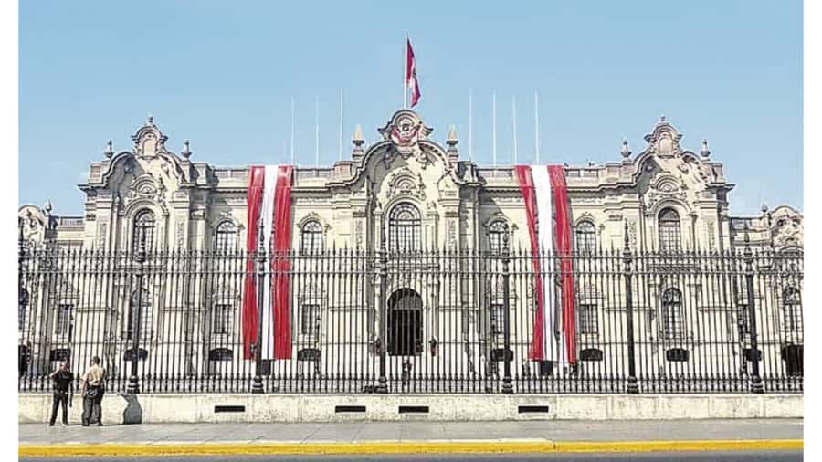 LIMA WALKING TOUR CATACOMBS FROM MIRAFLORES, HISTORICAL CENTER, WINES+BUS - Key points to know before booking